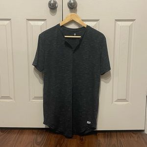 Guess men medium short sleeve shirt